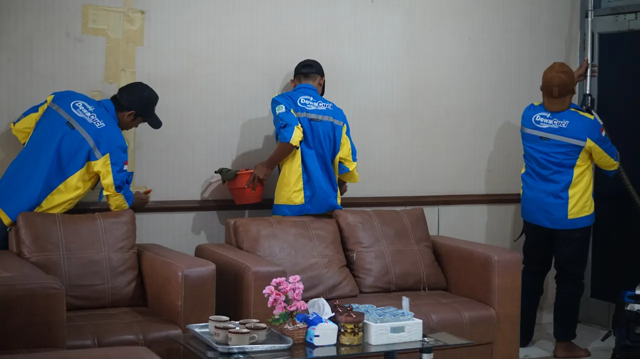 Cuci Sofa Rumah
